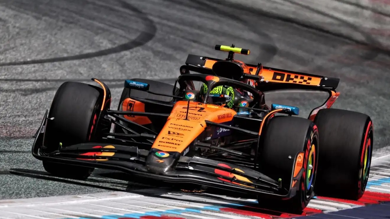 Norris Fights Off Piastri for Austria Win